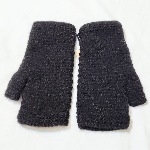 Andes Gifts Fingerless Gloves - Picture 2 of 3